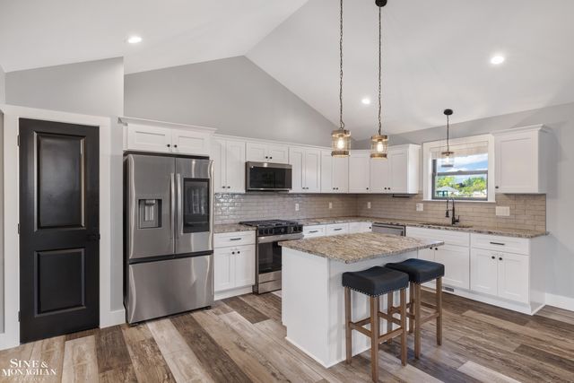 1810 Riley Road, St Clair, MI 48079