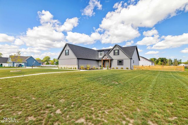 1810 Riley Road, St Clair, MI 48079