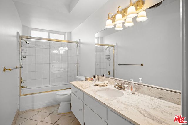 4445 Cartwright Avenue 110, Toluca Lake, CA 91602