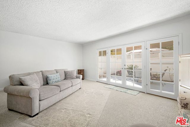 4445 Cartwright Avenue 110, Toluca Lake, CA 91602