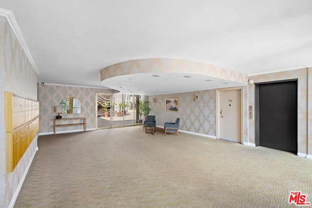 4445 Cartwright Avenue 110, Toluca Lake, CA 91602