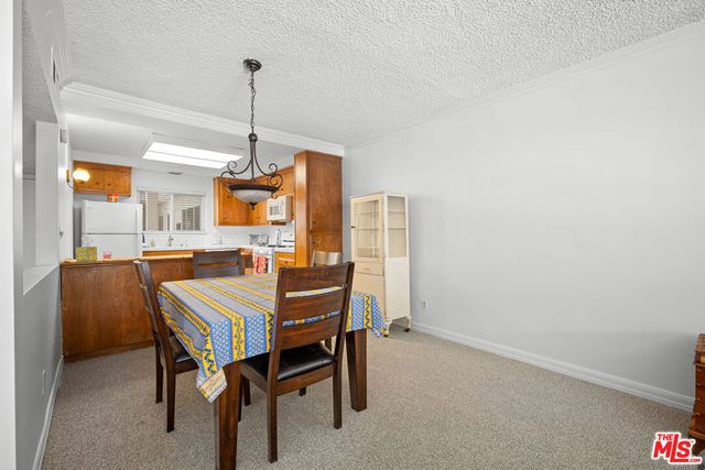 4445 Cartwright Avenue 110, Toluca Lake, CA 91602