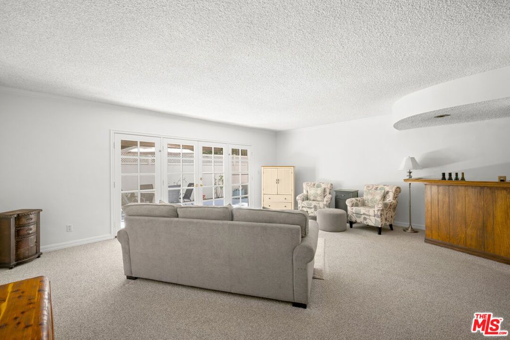 4445 Cartwright Avenue 110, Toluca Lake, CA 91602 — photo 3