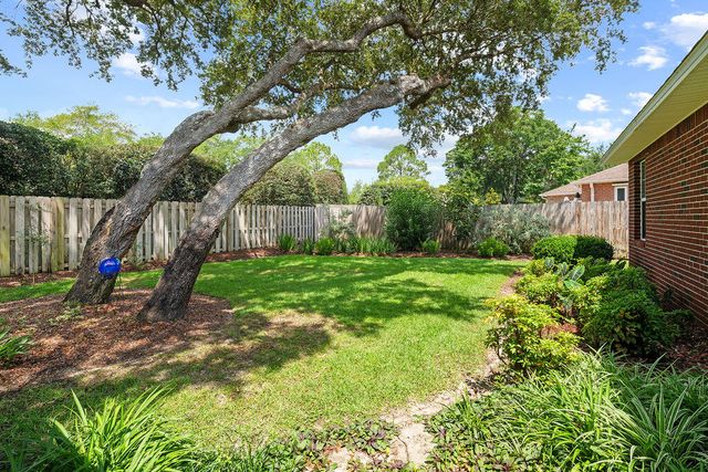 1614 Myrtlewood Lane, Niceville, FL 32578