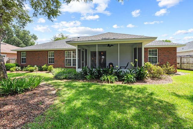 1614 Myrtlewood Lane, Niceville, FL 32578