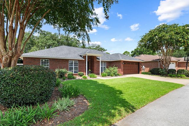 1614 Myrtlewood Lane, Niceville, FL 32578