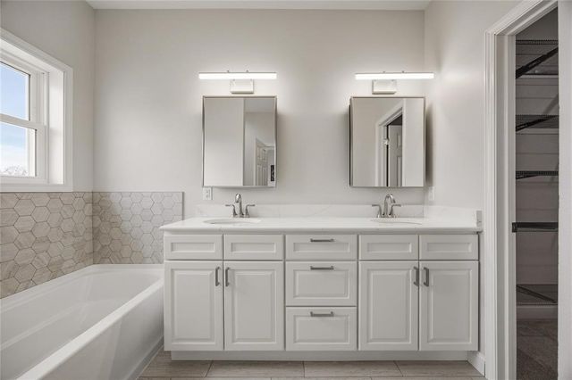 2416 Kestrel Drive SE, Cedar Rapids, IA 52403