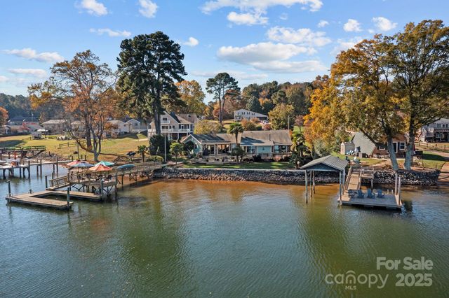 248 Ponderosa Circle, Mooresville, NC 28117