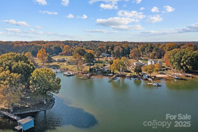 248 Ponderosa Circle, Mooresville, NC 28117