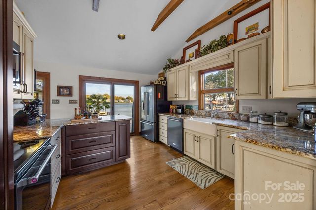 248 Ponderosa Circle, Mooresville, NC 28117