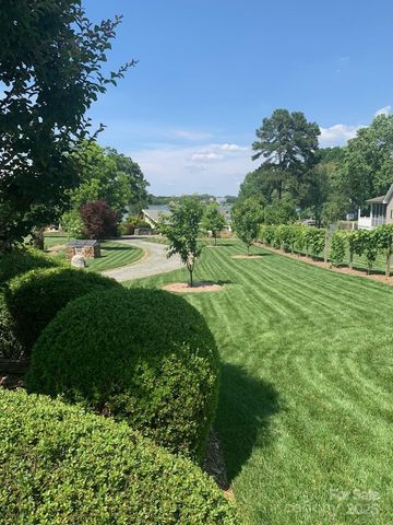 248 Ponderosa Circle, Mooresville, NC 28117