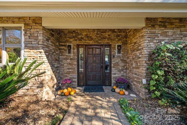 248 Ponderosa Circle, Mooresville, NC 28117