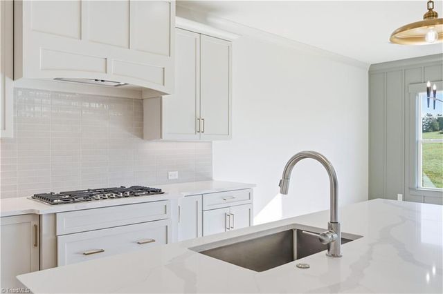 1336 Maple Chase Lane, Winston-salem, NC 27106