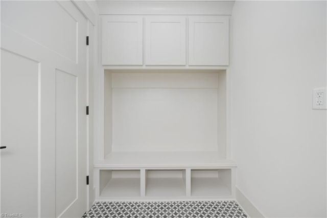 1336 Maple Chase Lane, Winston-salem, NC 27106