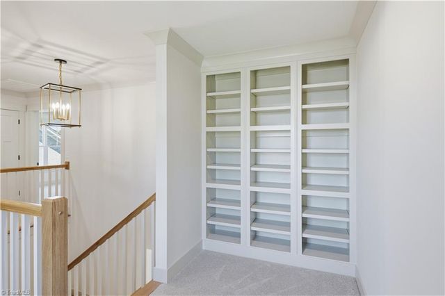 1336 Maple Chase Lane, Winston-salem, NC 27106