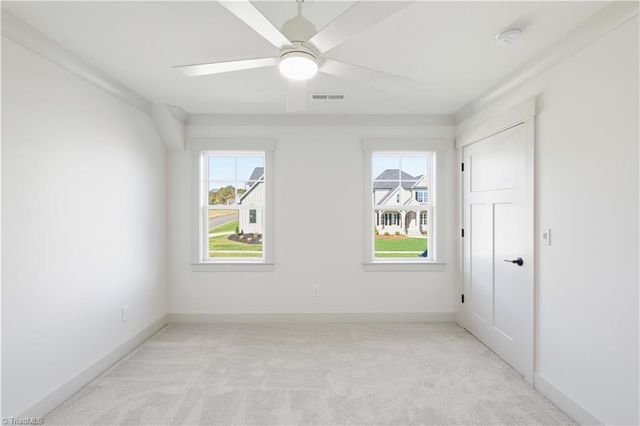 1336 Maple Chase Lane, Winston-salem, NC 27106