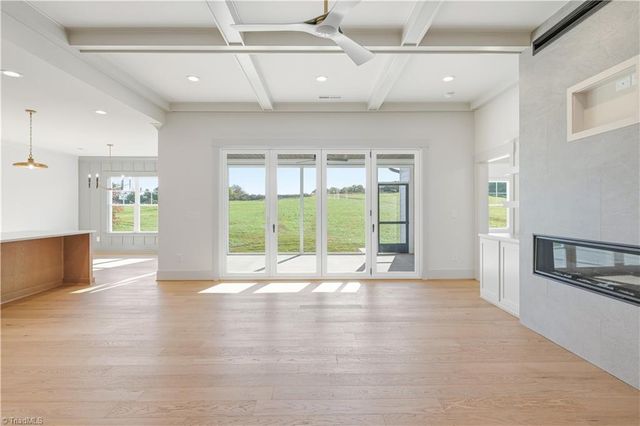 1336 Maple Chase Lane, Winston-salem, NC 27106