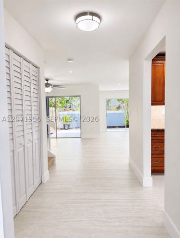 14255 SW 96th Ter, Miami, FL 33186