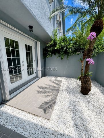 14255 SW 96th Ter, Miami, FL 33186