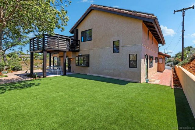 974 Via Hillview, Fallbrook, CA 92028