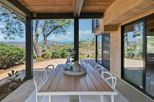 974 Via Hillview, Fallbrook, CA 92028