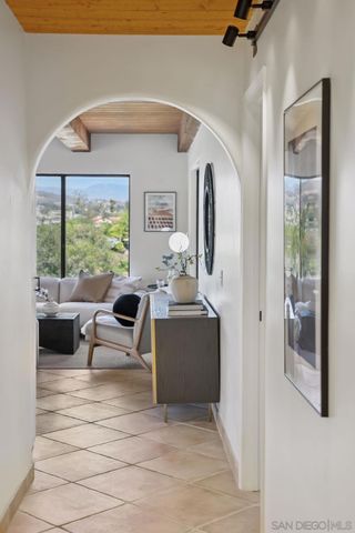 974 Via Hillview, Fallbrook, CA 92028