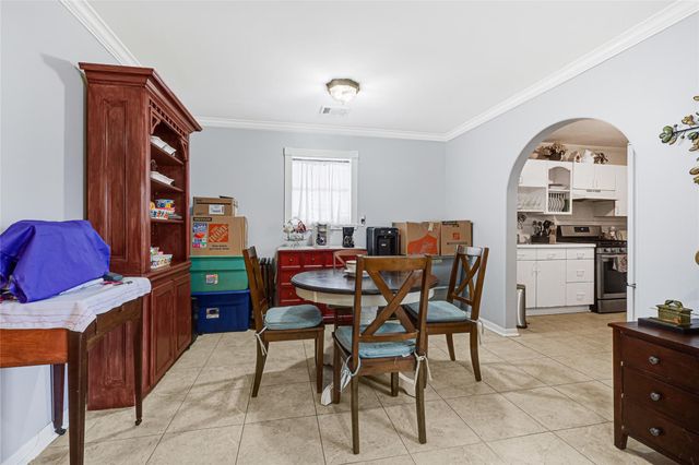 6907 Waxahachie Street, Houston, TX 77020