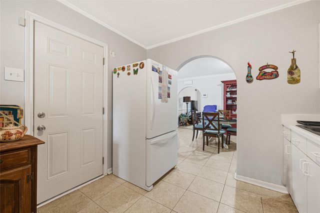 6907 Waxahachie Street, Houston, TX 77020