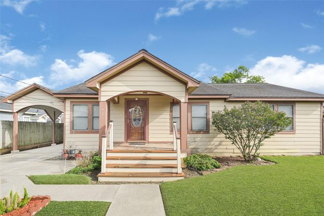 6907 Waxahachie Street, Houston, TX 77020