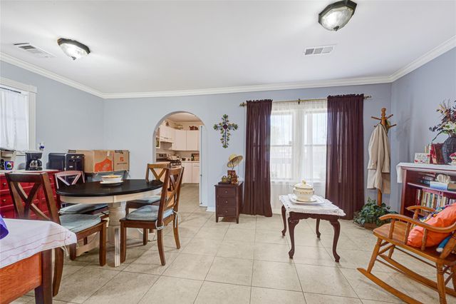 6907 Waxahachie Street, Houston, TX 77020