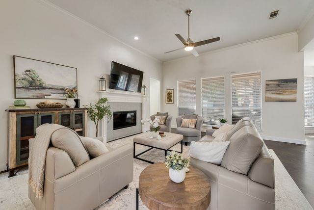 701 Crested Butte Trail, Flower Mound, TX 75028