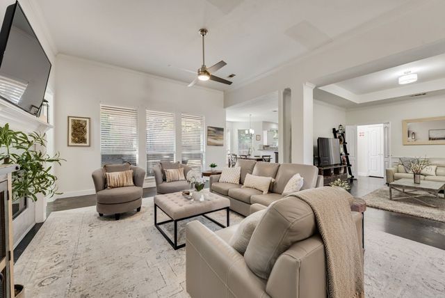 701 Crested Butte Trail, Flower Mound, TX 75028