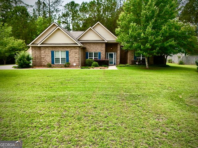 110 Holly Lakes Drive, Dublin, GA 31021