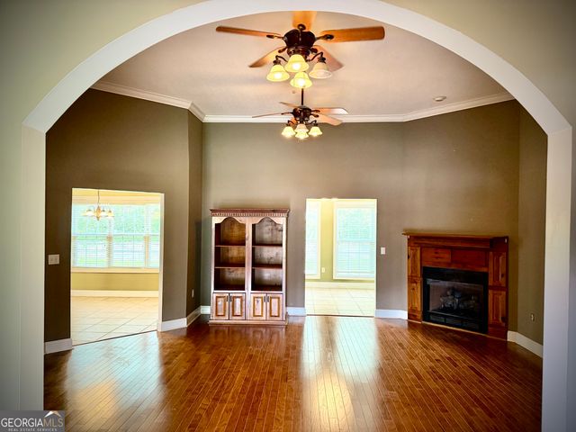 110 Holly Lakes Drive, Dublin, GA 31021