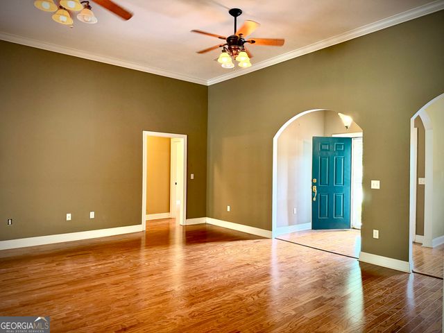 110 Holly Lakes Drive, Dublin, GA 31021