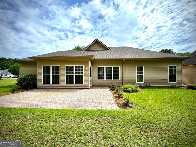 110 Holly Lakes Drive, Dublin, GA 31021