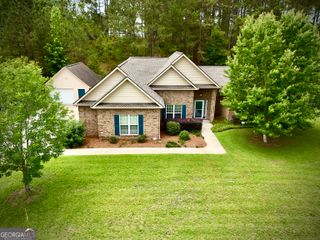 110 Holly Lakes Drive, Dublin, GA 31021