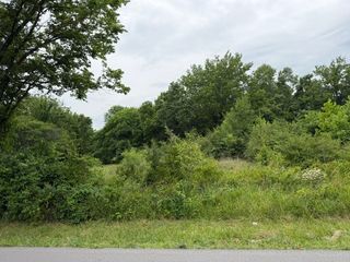 N Britt Street, Siloam Springs, AR 72761