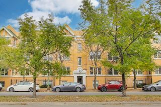 2135 N Kedzie Boulevard G, Chicago, IL 60647