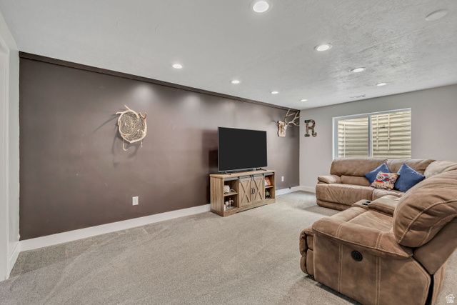 4313 N SADDLE HORN DR, Eagle Mountain, UT 84005