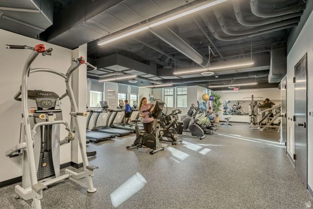 4313 N SADDLE HORN DR, Eagle Mountain, UT 84005