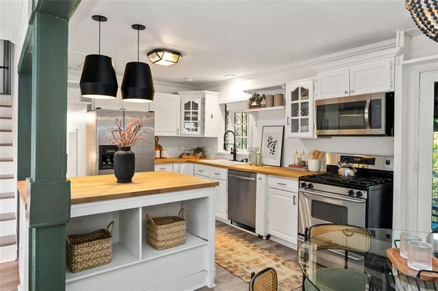 3059 Trafalgar Way, Atlanta, GA 30341