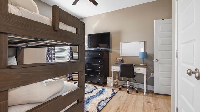 15 Hammock Circle, Freeport, FL 32439