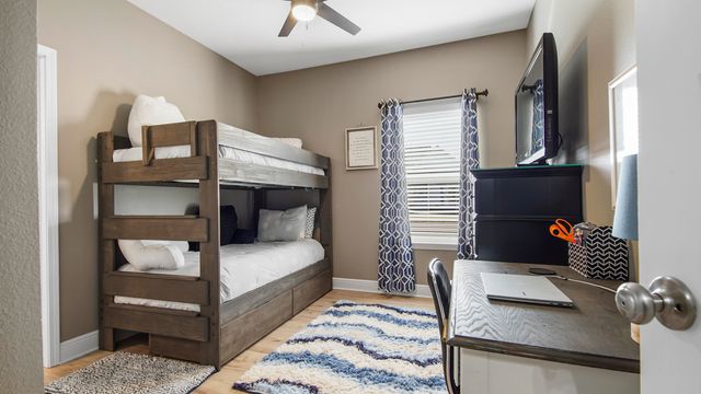 15 Hammock Circle, Freeport, FL 32439