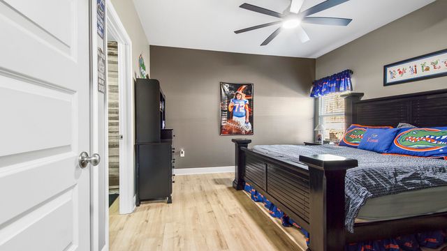 15 Hammock Circle, Freeport, FL 32439