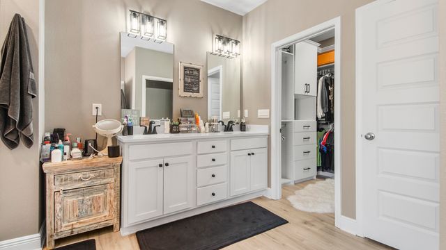 15 Hammock Circle, Freeport, FL 32439