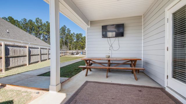 15 Hammock Circle, Freeport, FL 32439