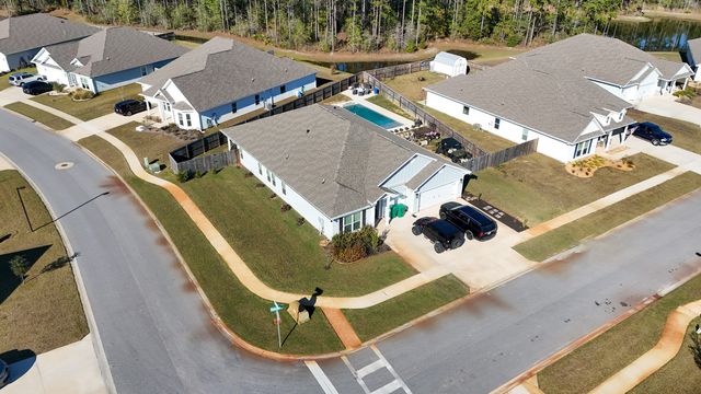 15 Hammock Circle, Freeport, FL 32439