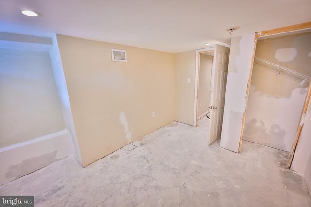 422 N COLLINGTON AVE, Baltimore, MD 21231