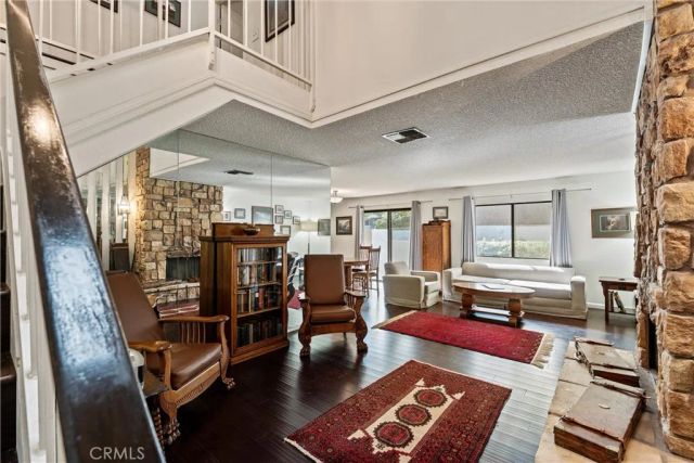 236 Hawk, Palmdale, CA 93551